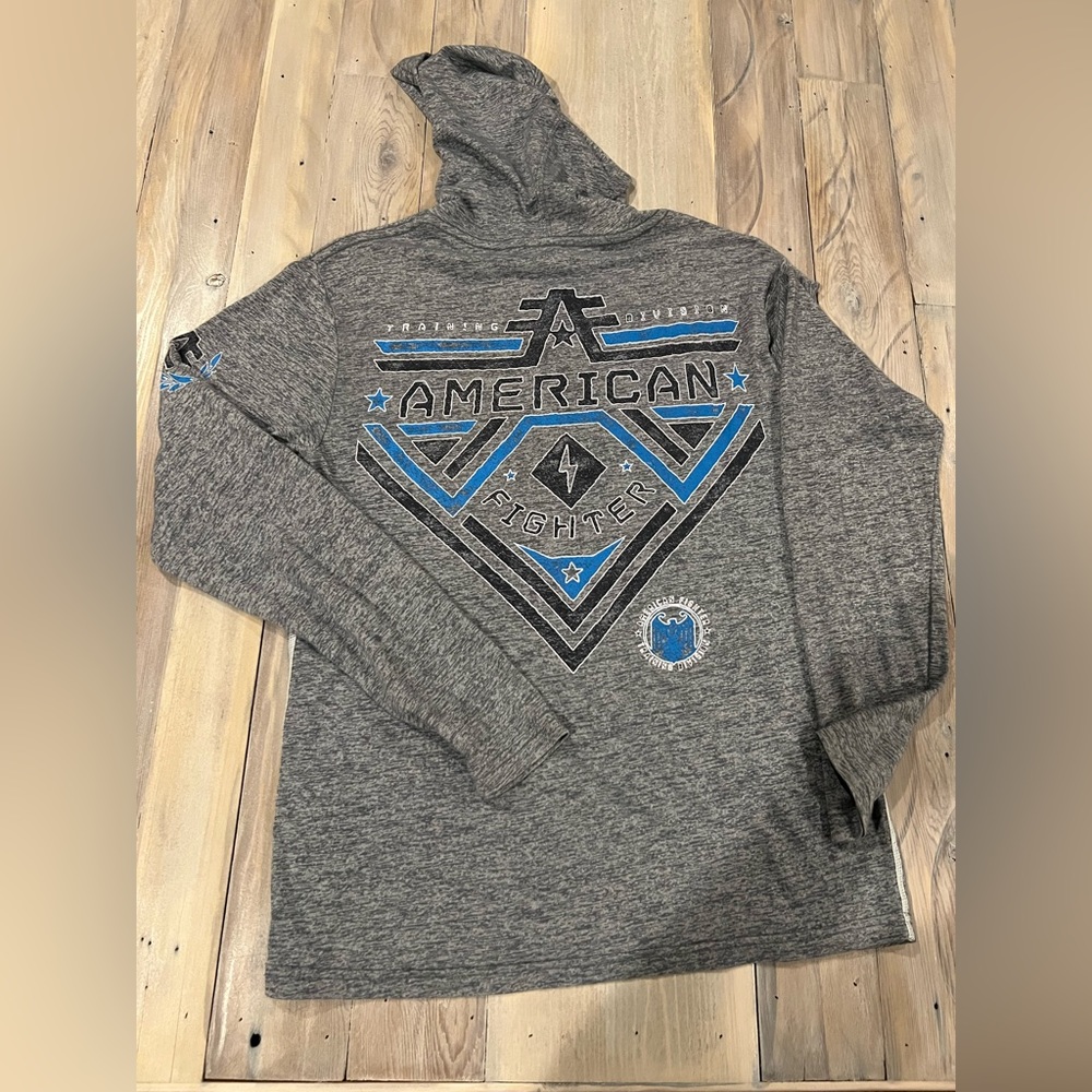 Boys size large American fighter hoodie